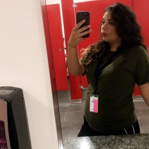 Meet your Posher, Brianna